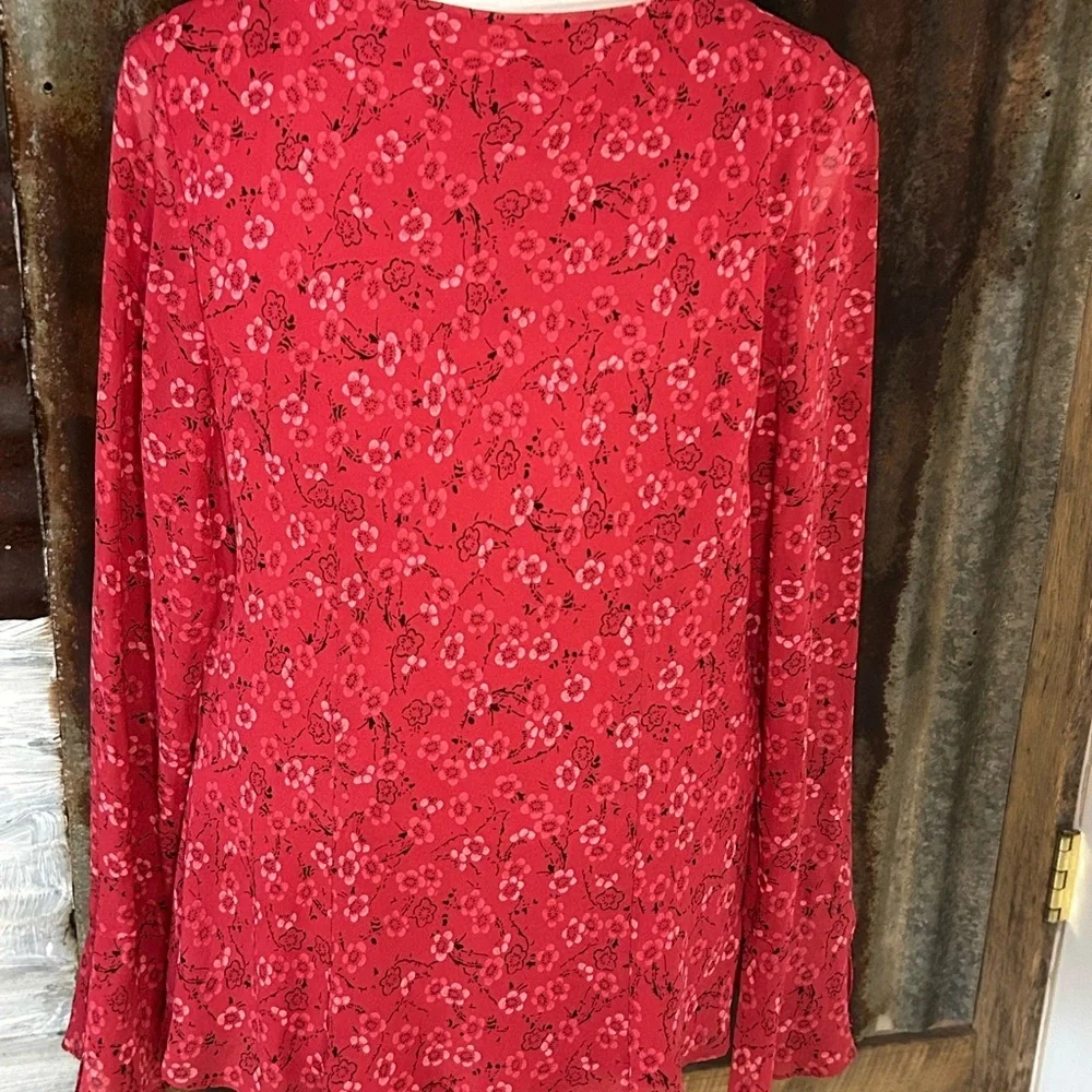 Ann Taylor LOFT Red Floral Silk Ruffle Blouse-Large - Picture 5 of 8